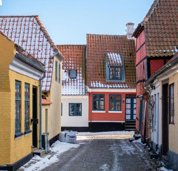 Vinter og solskin i Ærøskøbing by