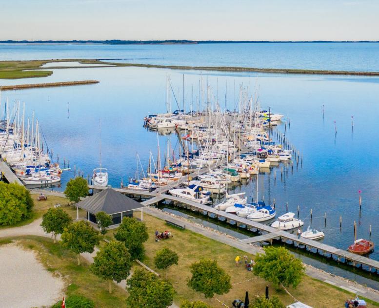 Marstal Lystbådehavn - bro 10